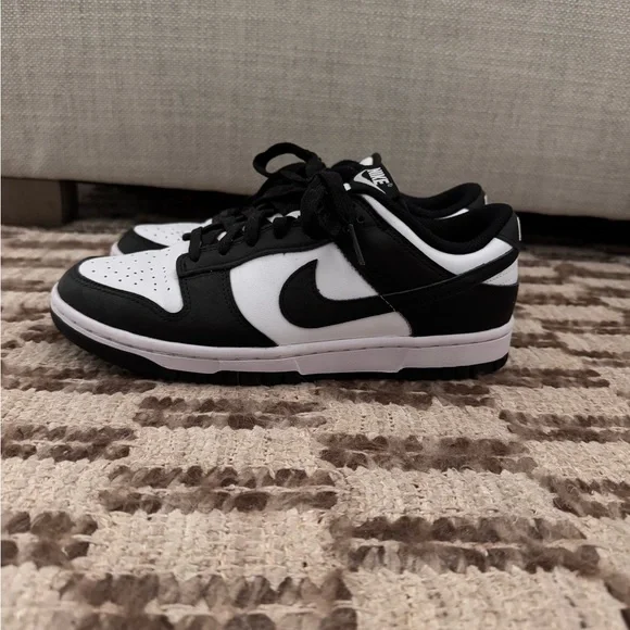 Nike Dunk Low Sneakers Black and White - Picture 4 of 8